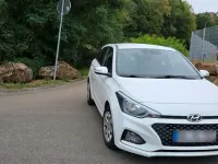 Gebraucht Hyundai i20 Active 101 PS (74 kW) 2019 Weiß Kleinwagen