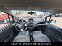 Gebraucht Chevrolet Spark 82 PS (60 kW) 2011 Weiß Kleinwagen
