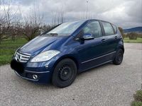 Gebraucht Mercedes A160 Avantgarde 82 PS (60 kW) 2010 Blau Limousine