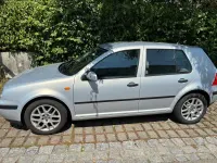 Gebraucht VW Golf IV 101 PS (74 kW) 1998 Silber Kleinwagen