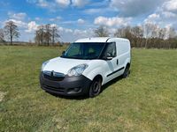 Gebraucht Opel Combo 95 PS (69 kW) 2014 Weiß Van / Kleinbus