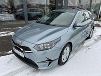 Neu Kia Ceed 101 PS (74 kW) 2026 Silber Kleinwagen