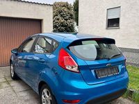 Gebraucht Ford Fiesta SYNC Edition 82 PS (60 kW) 2014 Blau Kleinwagen