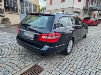 Gebraucht Mercedes E220 Avantgarde 170 PS (125 kW) 2010 Blau Kombi