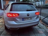 Gebraucht VW Passat 239 PS (175 kW) 2020 Silber Kombi