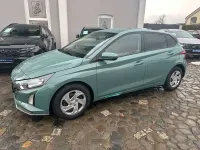 Neu Hyundai i20 GO! 79 PS (58 kW) 2025 Mangrove green / mic Kleinwagen