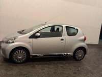Gebraucht Toyota Aygo 68 PS (50 kW) 2009 Grau Kleinwagen