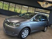 Gebraucht VW Touran Comfortline 150 PS (110 kW) 2011 Grau Van / Kleinbus