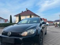 Gebraucht VW Golf VI 102 PS (75 kW) 2010 Schwarz Kleinwagen