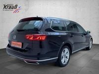 Second-hand VW Passat Elegance 200 CP (147 kW) 2022 Negru Break