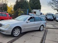 Gebraucht Mercedes E270 Avantgarde 177 PS (130 kW) 2004 Silber Limousine