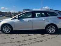 Gebraucht Ford Focus Titanium 116 PS (85 kW) 2011 Grau Kombi