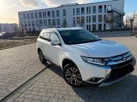 Gebraucht Mitsubishi Outlander 150 PS (110 kW) 2016 Weiß SUV