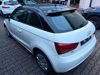 Gebraucht Audi A1 Attraction 86 PS (63 kW) 2011 Weiß Kleinwagen