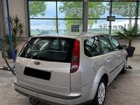 Używany Ford Focus 116 KM (85 kW) 2007 Srebrny Kombi