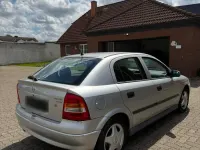 Gebraucht Opel Astra 101 PS (74 kW) 1998 Silber Limousine