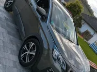 Gebraucht Peugeot 3008 Allure 131 PS (96 kW) 2019 Grau SUV