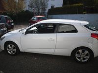 Gebraucht Kia Ceed 116 PS (85 kW) 2011 Weiß Kleinwagen