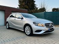 Gebraucht Mercedes A180 122 PS (89 kW) 2013 Silber Limousine