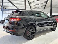 Gebraucht Maserati Levante 430 PS (316 kW) 2024 Schwarz SUV