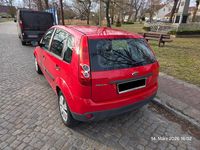 Gebraucht Ford Fiesta 60 PS (44 kW) 2007 Rot Kleinwagen