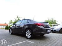Gebraucht Opel Astra 140 PS (102 kW) 2013 Grau metallic Limousine