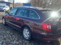 Gebraucht Skoda Superb 160 PS (117 kW) 2011 Braun Kombi