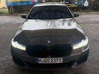 Gebraucht BMW 545e Shadowline 394 PS (289 kW) 2021 Grau Limousine