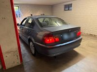 Gebraucht BMW 318 143 PS (105 kW) 2002 Blau Limousine