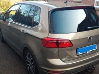 Gebraucht VW Golf Sportsvan Allstar 150 PS (110 kW) 2017 Gold Van / Kleinbus
