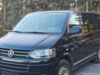 Second-hand VW Caravelle 140 CP (102 kW) 2014 Negru Van