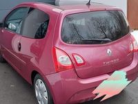 Gebraucht Renault Twingo 75 PS (55 kW) 2012 Rot Kleinwagen