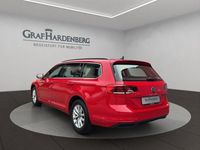 Gebraucht VW Passat Business 122 PS (89 kW) 2023 Rot Kombi