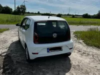 Gebraucht VW up! 65 PS (47 kW) 2021 Weiß Kleinwagen
