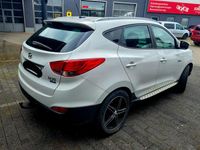 Gebraucht Hyundai ix35 GO! 135 PS (99 kW) 2013 Weiß SUV