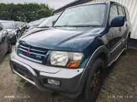 Gebraucht Mitsubishi Pajero 165 PS (121 kW) 2000 Grün SUV