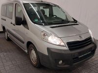 Gebraucht Peugeot TePee 128 PS (94 kW) 2014 Silber Van / Kleinbus