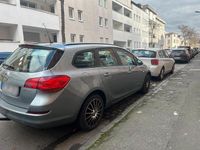 Gebraucht Opel Astra 140 PS (102 kW) 2012 Grau Kombi