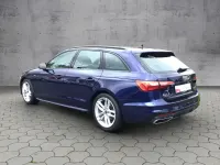 Używany Audi A4 S-Line 150 KM (110 kW) 2022 Niebieski Kombi