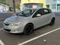 Gebraucht Opel Astra Design Edition 116 PS (85 kW) 2010 Silber Limousine