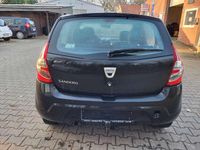 Gebraucht Dacia Sandero Ambiance 75 PS (55 kW) 2011 Perlmuttschwarz Kleinwagen