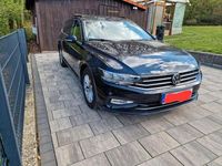 Gebraucht VW Passat 150 PS (110 kW) 2022 Schwarz Kombi
