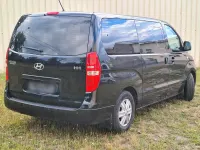 Gebraucht Hyundai H-1 Premium 170 PS (125 kW) 2017 Schwarz Van / Kleinbus