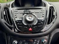 Gebraucht Ford B-MAX Titanium 125 PS (91 kW) 2014 Schwarz Van / Kleinbus