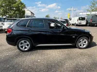 Gebraucht BMW X1 xLine 143 PS (105 kW) 2011 Saphirschwarz (metallic) SUV