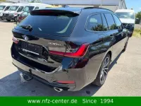 Gebraucht BMW 330e Comfort Edition 292 PS (214 kW) 2025 Saphirschwarz (metallic) Kombi