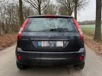 Gebraucht Ford Fiesta 60 PS (44 kW) 2008 Grau Kleinwagen