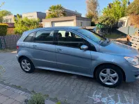 Używany Mercedes B150 95 KM (69 kW) 2008 Niebieski Minivan