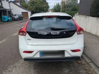 Gebraucht Volvo V40 Linje You! 120 PS (88 kW) 2016 Weiß Limousine