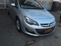 Gebraucht Opel Astra Edition 110 PS (80 kW) 2013 Silber Kombi